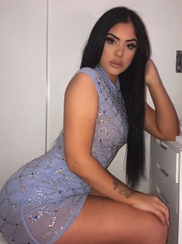 Escort in Dubai - Curvy Christabe