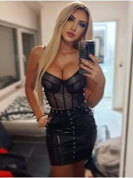 Escort in Dubai - VIP emma