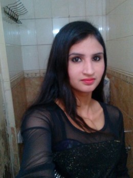 Bubbly - Escort POOJA | Girl in Dubai