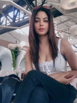 Avantika - Escort Independent Escorts In Dubai | Girl in Dubai