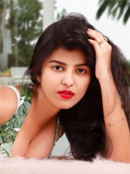 Sonia - Escort Darina | Girl in Dubai