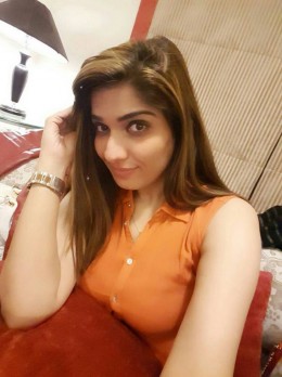 Escort in Dubai - Indian Model pari