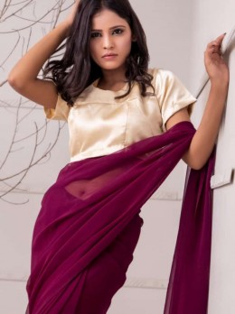 Indian Model Akira - Escort ISHA | Girl in Dubai