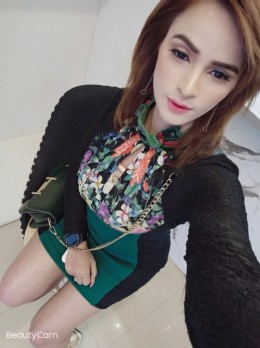 Escorts in Dubai - Escort Sandhya | Girl in Dubai