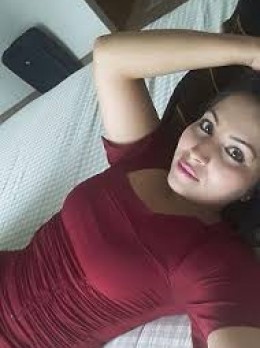 Pakistani Escort in Dubai - Escort Monika | Girl in Dubai