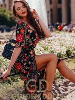 Hotel Escorts in Marina - Escort Aditi | Girl in Dubai