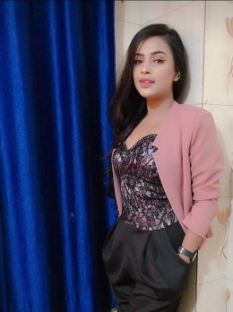 Pooja - Escort in Dubai - breast Natural