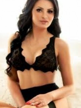 Pakistani Escorts in Marina - Escort JAMILA | Girl in Dubai