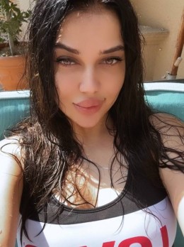 Lana - Escort Ananya | Girl in Dubai