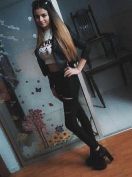 Alyona - Escort Nadia Pakistani Escorts Dubai | Girl in Dubai